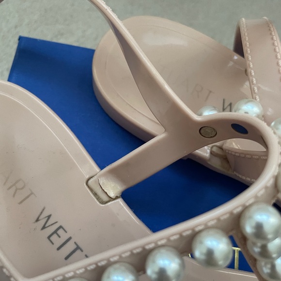 Stuart Weizman Goldie Pearly Sandals - Picture 5 of 5